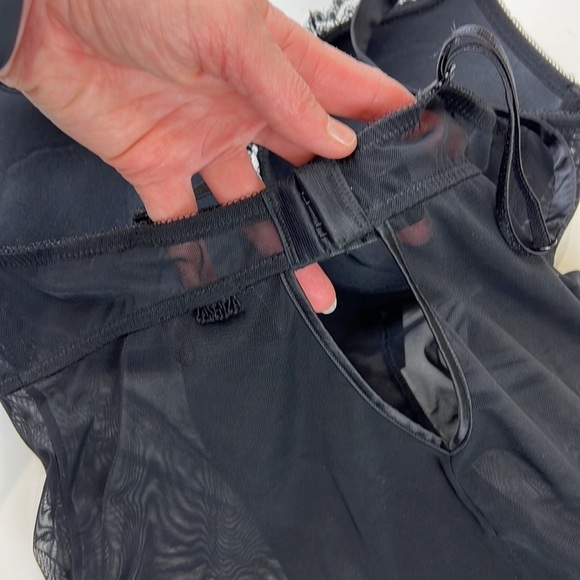 La Senza  Black Push Up Corset Baby Doll with Clips - Picture 9 of 11